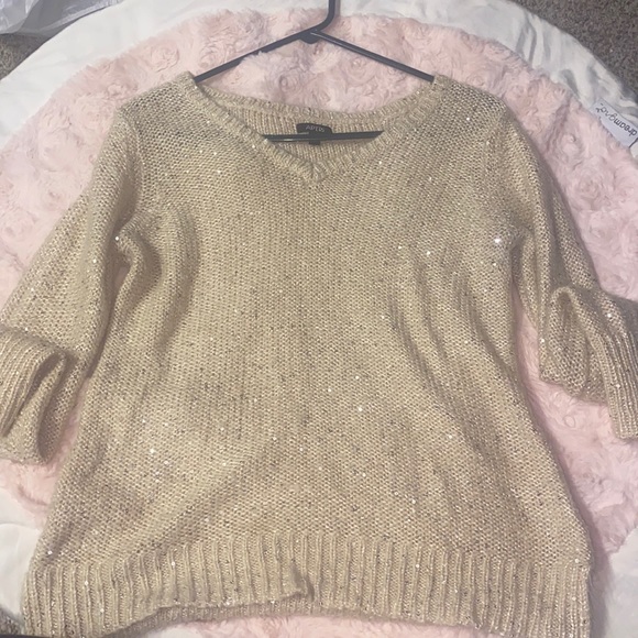 Sparkly shirt size medium! - Picture 1 of 1
